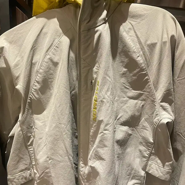 [BUNJANG] Salomon Beige Jacket with Yellow Detail / 살로몬 자켓