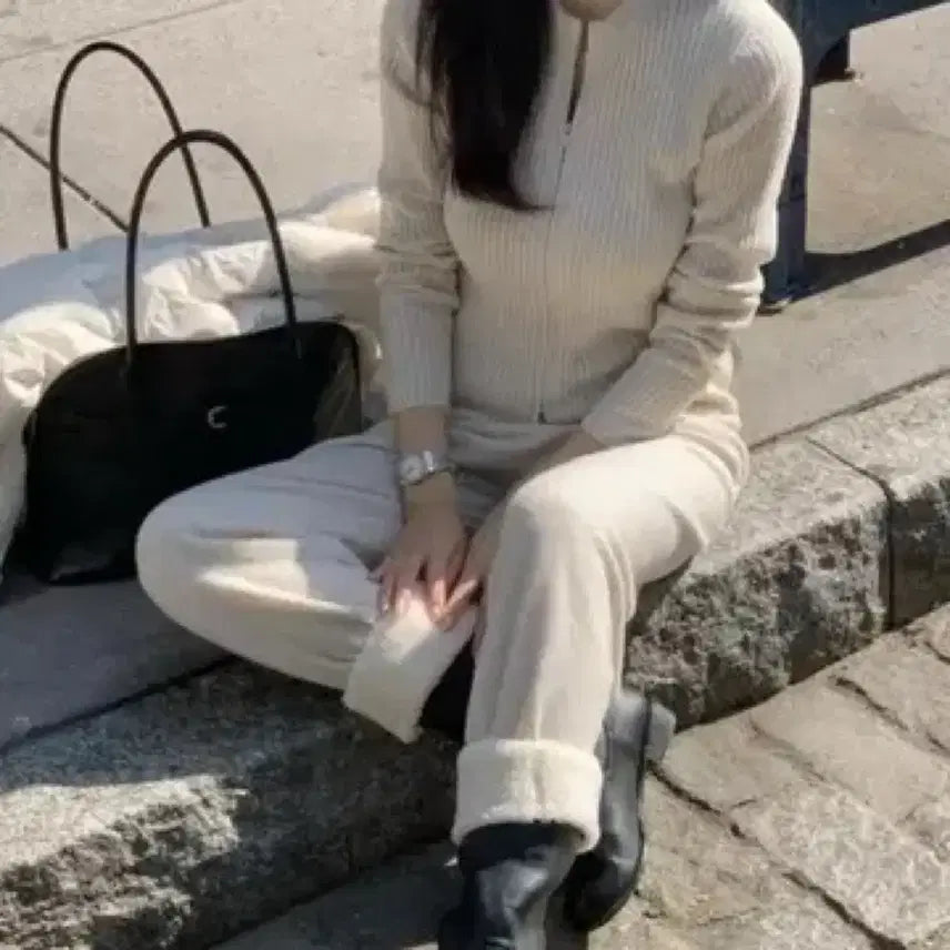 [BUNJANG] Lapla Roxie Knit Setup Oat Beige / 라플라 록시 니트 셋업 오트베이지