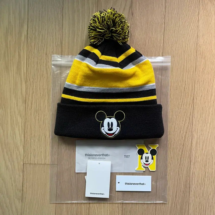 [BUNJANG] Thisisneverthat x Disney Mickey Mouse Beanie / 디스이즈네버댓 디즈니 미키마우스 비니