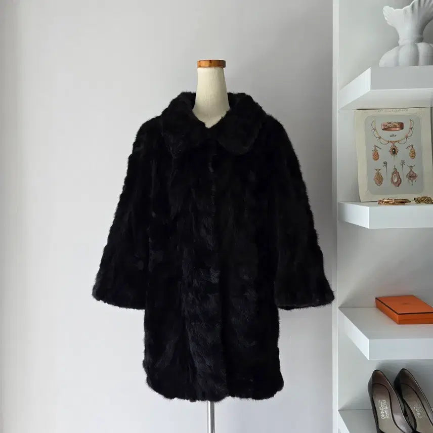 [BUNJANG] Lio Bell Mink Fur Coat / [66] 리오벨(Lio Bell) 스크랩 밍크 퍼 코트