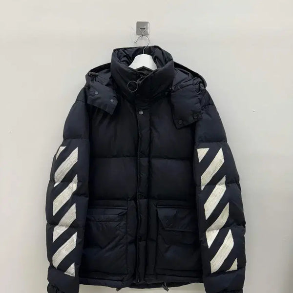 [BUNJANG] Off-White Signature Stripe Puffer Jacket / 오프화이트