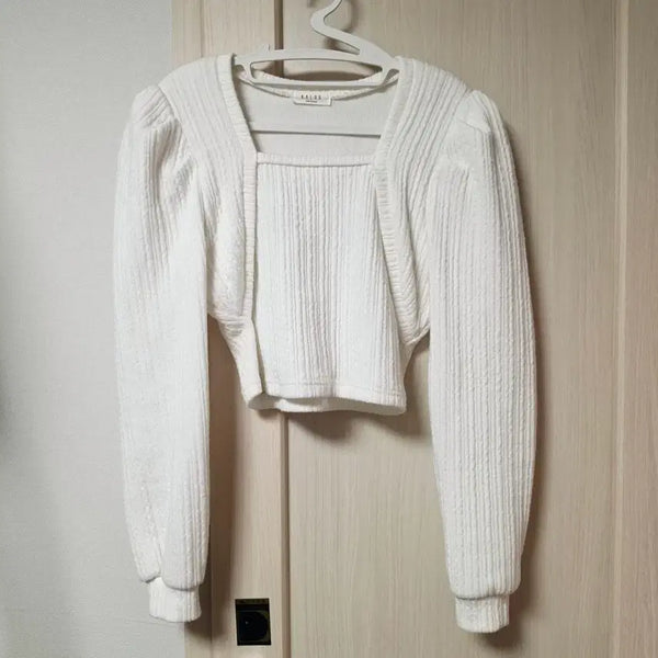 [BUNJANG] Puff Sleeve Cropped Knit Top / 국내 퍼프 패드 크롭 니트티