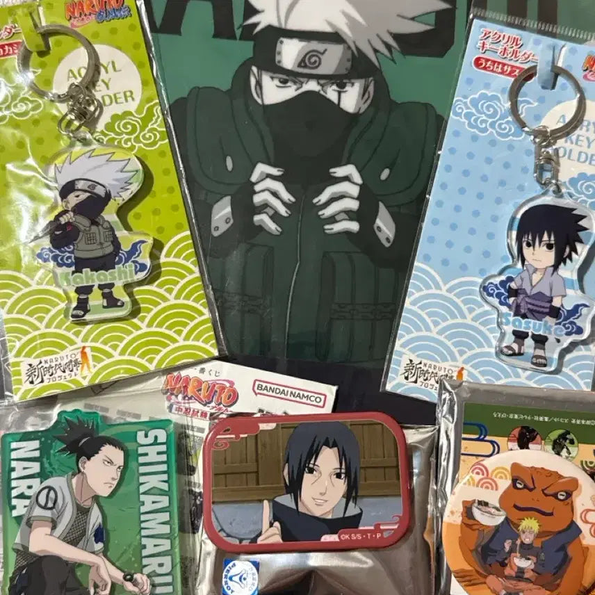[BUNJANG] Naruto Acrylic Keychain & Pin Badge Set / 나루토 굿즈 공굿 아크릴 키홀더 카카시 사스케 캔뱃지