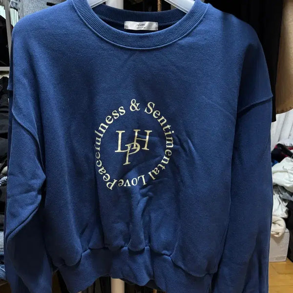[BUNJANG] Unworn Sweatshirt / 맨투맨 새상품