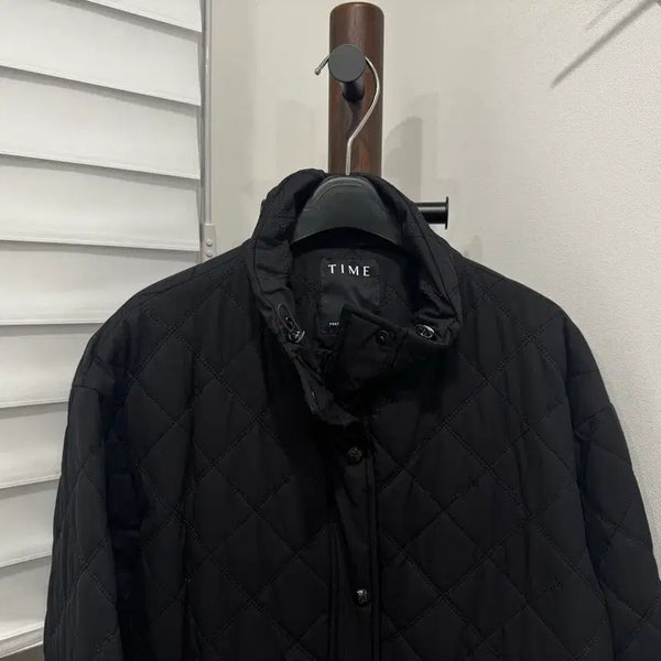 [BUNJANG] TIME Black Diamond Quilting Padded Jacket / TIME 타임 블랙 다이아 퀼팅 패딩 자켓