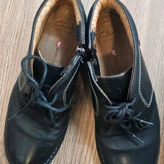 [BUNJANG] Clarks Women's Loafers / 여성 클락스 로퍼 235표기(235-240추천)사용감조금외사진보다시피좋아요편안한착용감과앞으로신기좋습니다