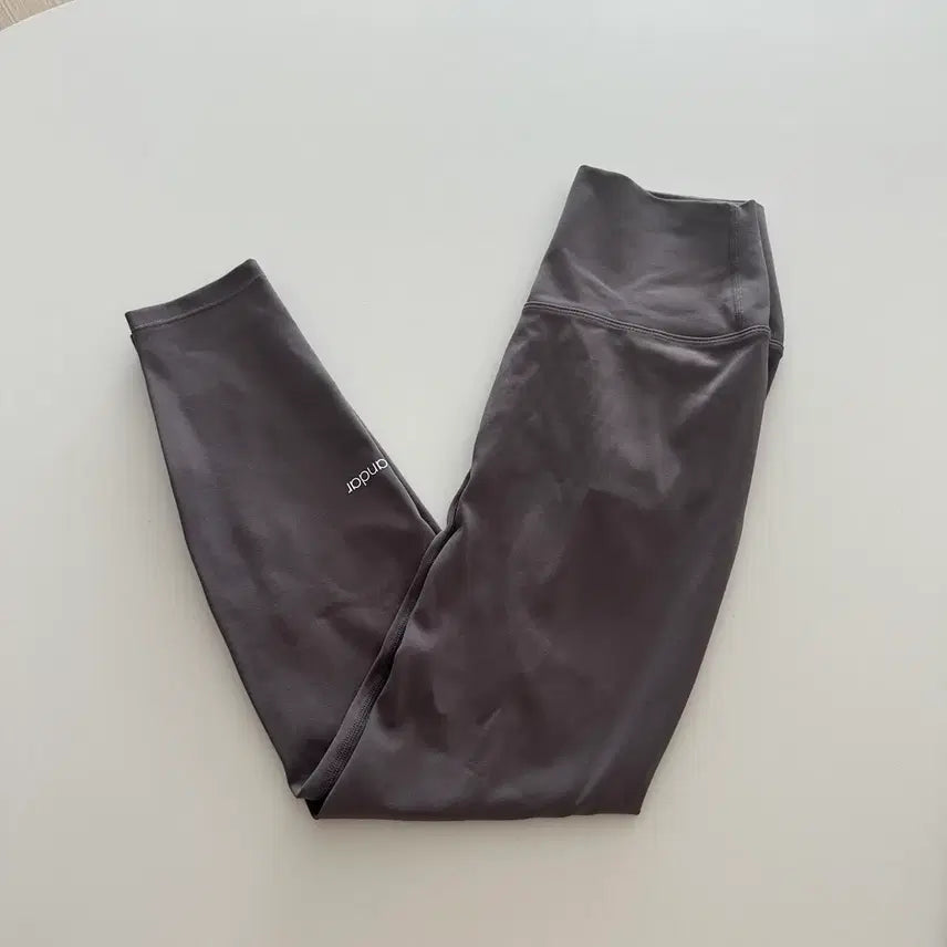 [BUNJANG] Andar Leggings Size 2 Charcoal / 안다르 레깅스 2사이즈 차콜