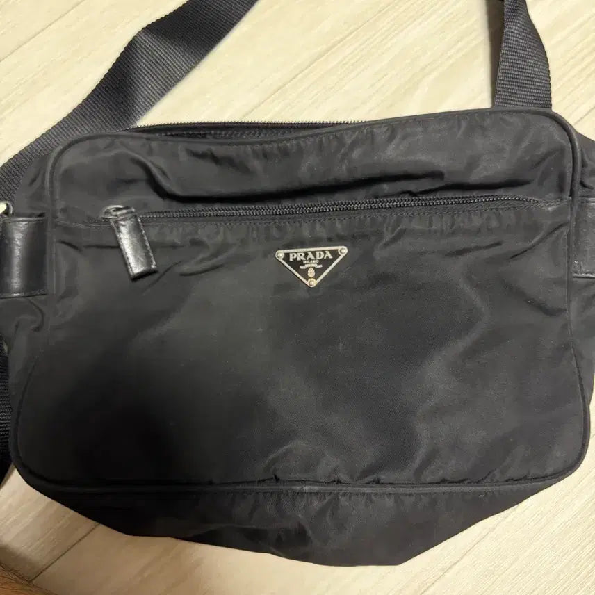 [BUNJANG] Prada Vintage Nylon Shoulder Bag / (프라다) 빈티지 숄더백