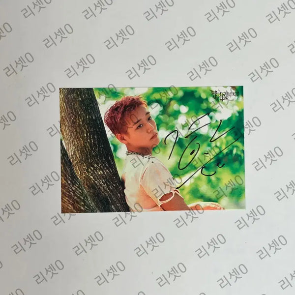[BUNJANG] Park Ji Hoon Autographed Postcard / 미공개 비하인드 포토 사인 엽서 박지훈 친필싸인