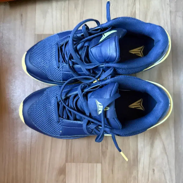 [BUNJANG] Sneakers / 자 모란트1