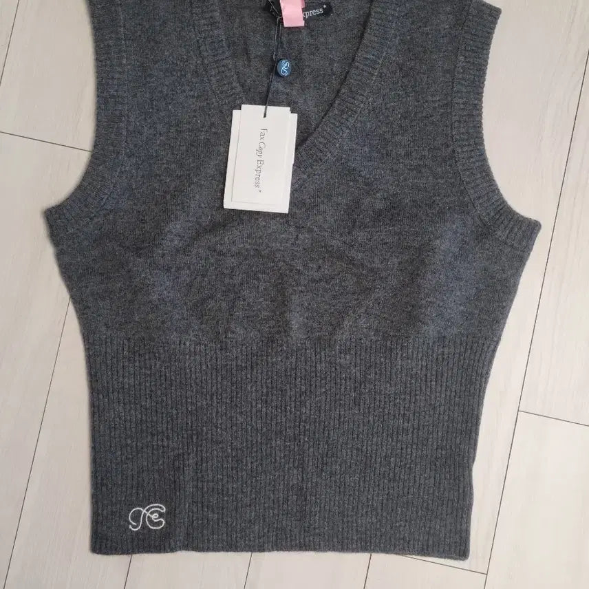 [BUNJANG] Fax Copy Express Knit Vest / fax copy Express 니트 조끼