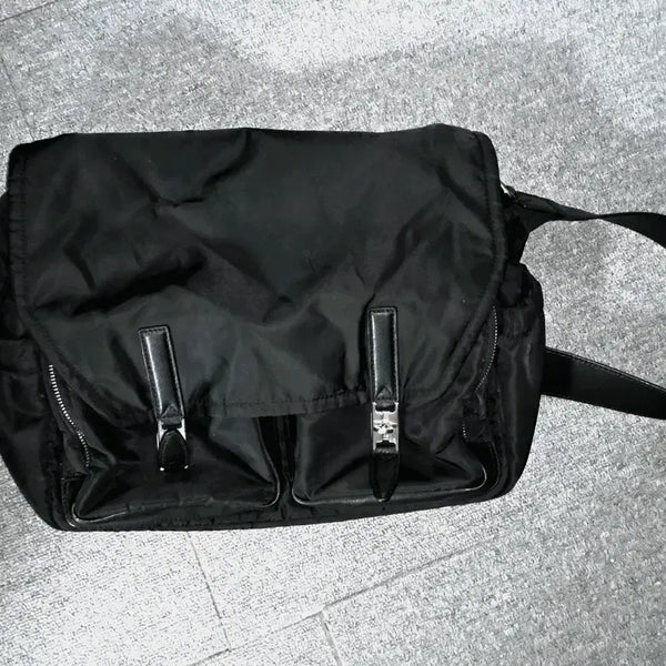 [BUNJANG] Vunque Header Double Pocket Shoulder Bag M Black / 분크 헤이더블포켓 숄더백 M 블랙