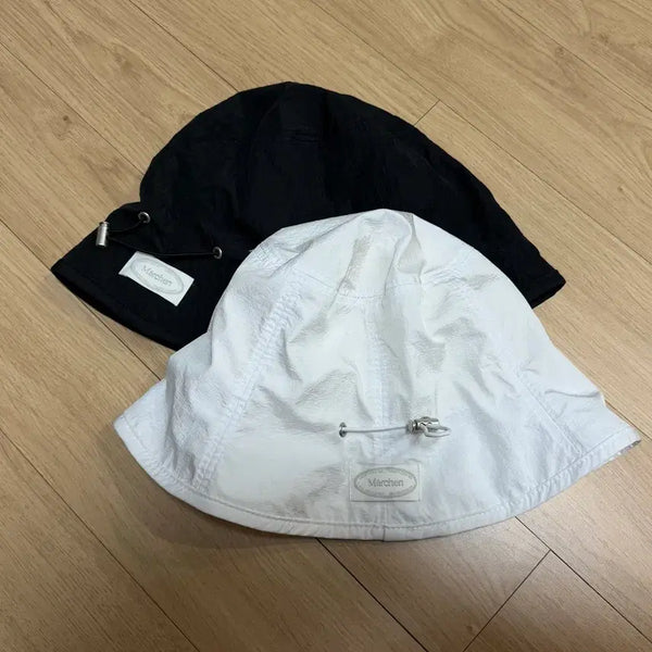[BUNJANG] Merhen Larry Anorak String Bucket Hat (Black) / 메르헨 아노락 스트링 버킷햇(검정)