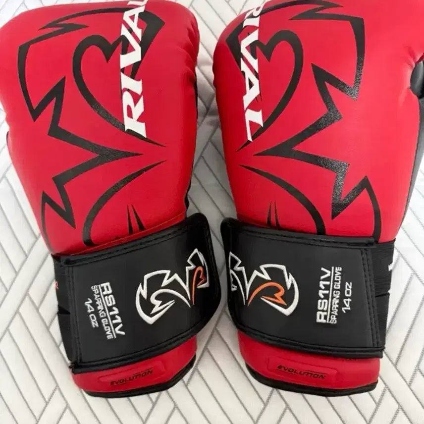 [BUNJANG] Rival RS11V Sparring Boxing Gloves 14oz Red / 라이벌 RS11V 스파링 복싱글러브 레드 최상 실착 3번