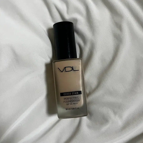 [BUNJANG] VDL Coverskin Perfecting Foundation 30ml / VDL 커버스킨 퍼펙팅 파운데이션 30ml