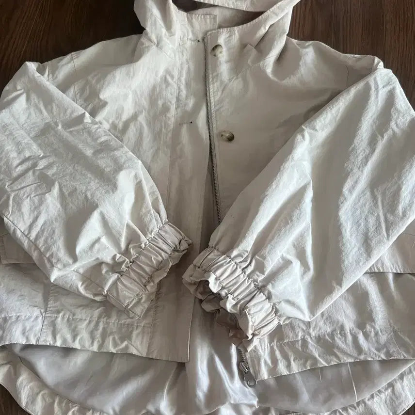 [BUNJANG] Giotto Ivory Windbreaker Jacket / 지컷 바람막이 자켓 아이보리