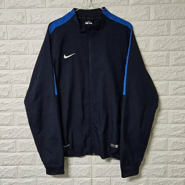 [BUNJANG] Nike Dri-FIT Windbreaker Jacket / 나이키 드라이핏 바람막이자켓 판매합니다
