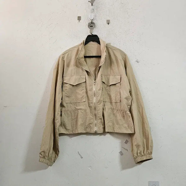[BUNJANG] Beige Cropped Windbreaker Jacket / 베이지색 크롭 바람막이 자켓