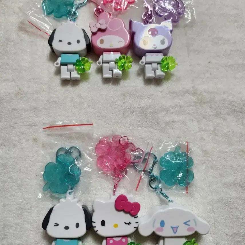 [BUNJANG] Sanrio Characters "Cube Bear" Keychain Set (3 Types) / 산리오 캐릭터 키링 세트 3종셋트