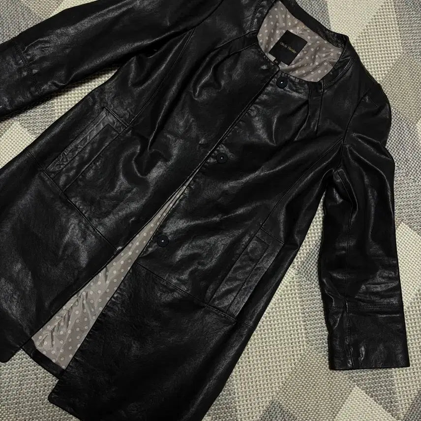 [BUNJANG] Olivia Hasler Collarless Lambskin Half Jacket / 올리비아하슬러 노카라 램스킨(양가죽) 하프자켓, 85