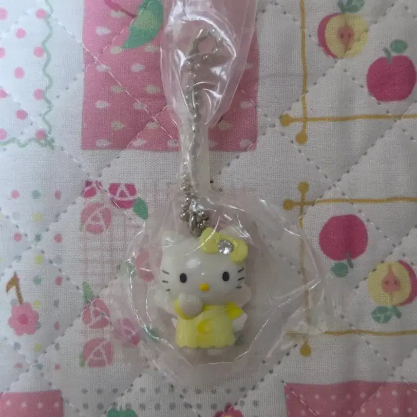 [BUNJANG] Vintage Angel Kitty Keychain / 고전 엔젤키티 키링