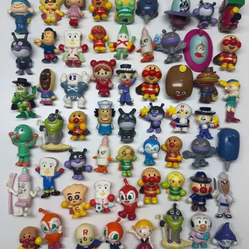 [BUNJANG] Anpanman & Miffy Mini Figure Bundle Set / 호빵맨 미피 미니 피규어 일괄 세트 처분 급처 할인