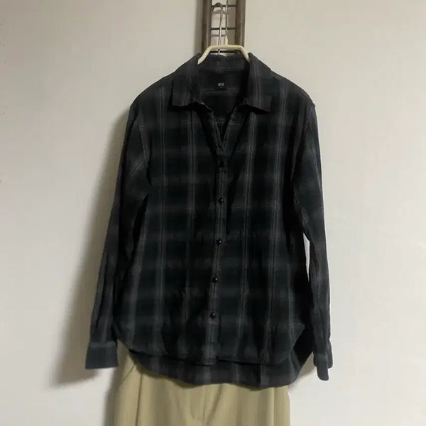 [BUNJANG] Uniqlo Plaid Shirt Gray / 유니클로 체크 셔츠 66