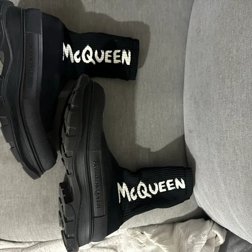 [BUNJANG] Alexander McQueen Sock Sneakers Black Size 280 / 알렉산더 맥퀸 삭스 스니커즈 블랙 280