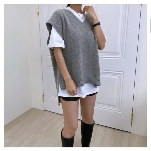 [BUNJANG] Oversized V-Neck Knit Vest - Grey / 그레이 브이넥 트임 니트 조끼