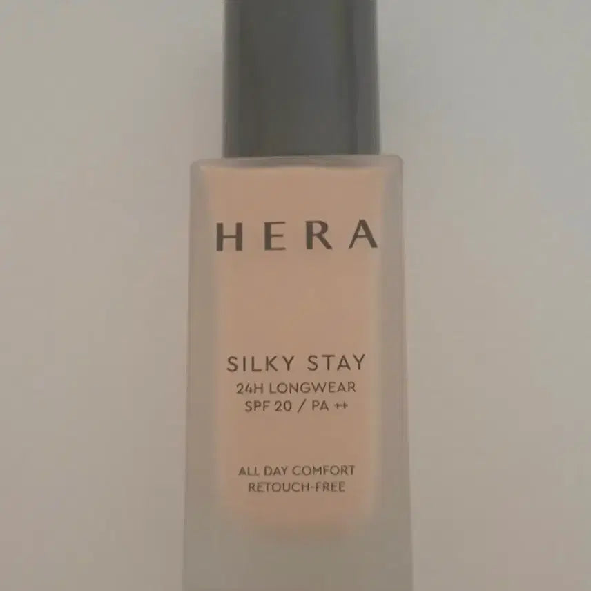 [BUNJANG] Hera Silky Longwear Foundation 19N1 / 헤라 실키 롱웨어 파운데이션 19N1