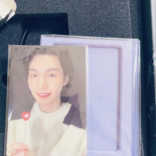 [BUNJANG] Suga 'Merch Pack' Photocard (Sealed) / [미개봉] 윤기 머치-포카포함