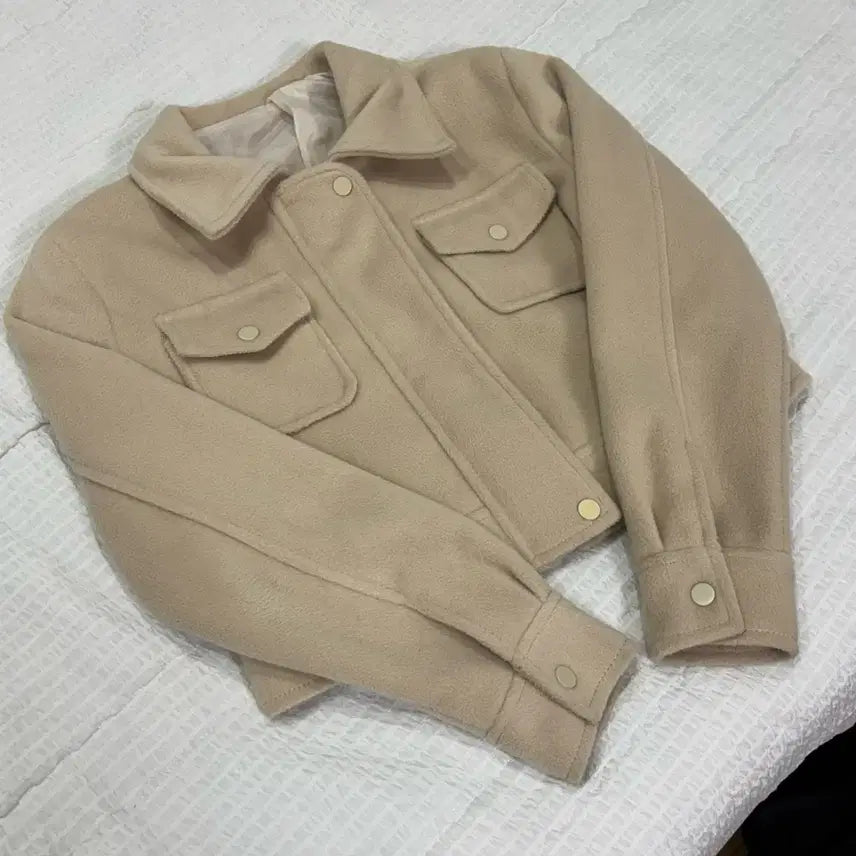 [BUNJANG] Beige Cropped Jacket / 베이지색 크롭 자켓