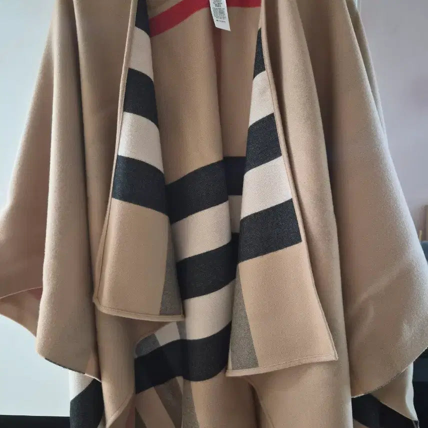 [BUNJANG] Burberry Merino Wool Reversible Cape/Poncho / 버버리 메리노 울 리버서블 케이프/판초