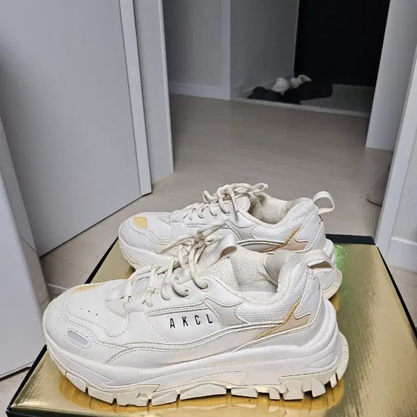 [BUNJANG] Akii Classic Urban Tracker Beige 240mm / 아키클래식 어반 트래커 베이지 240mm 상태최상