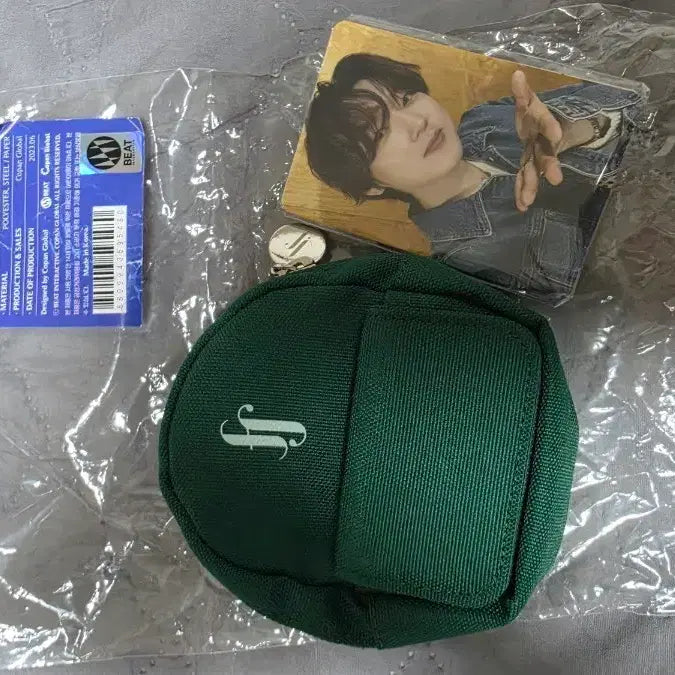 [BUNJANG] Forestella Mini Pouch + Photocard / 포레스텔라 미니 파우치 + 포토카드O