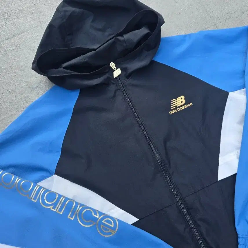 [BUNJANG] New Balance Windbreaker Jacket / New balance 뉴발란스 바람막이자켓