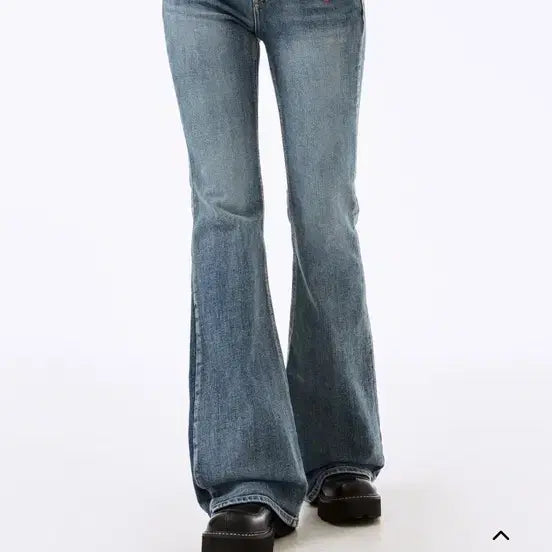 [BUNJANG] Nevi Bootcut Jeans / 네비 부츠컷 청바지