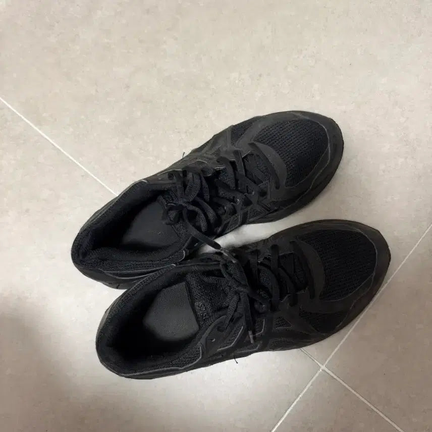 [BUNJANG] ASICS Jog 100 Black Sneakers / 아식스 조그100