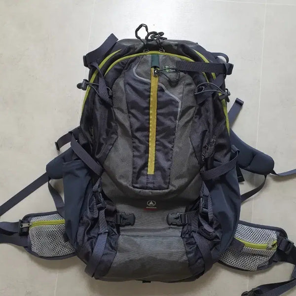 [BUNJANG] KOLON SPORT 35L Hiking Backpack / 코오롱스포츠(35L) 등산배낭