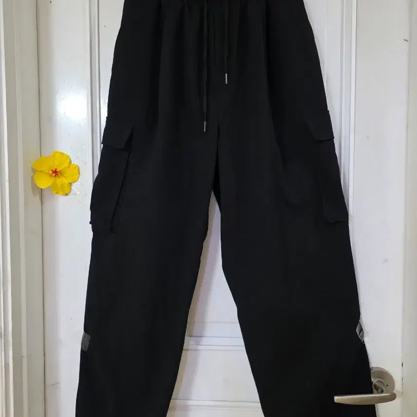 [BUNJANG] Black Wide Banding Jogger Pants / 검정  요즘유행하는  고급스러운  디자인이쁜  핏이이쁜  와이드  밴딩  면  카고  조거통바지