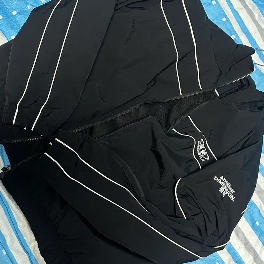 [BUNJANG] APDO Windbreaker Jacket Mint Condition (Size M) / 압도 바람막이 M  민트급