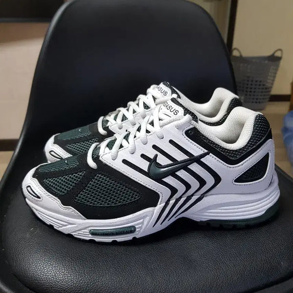 [BUNJANG] Nike Pegasus Sneakers White/Black 245 / 나이키 페가수스 운동화 흰색/검정색 245