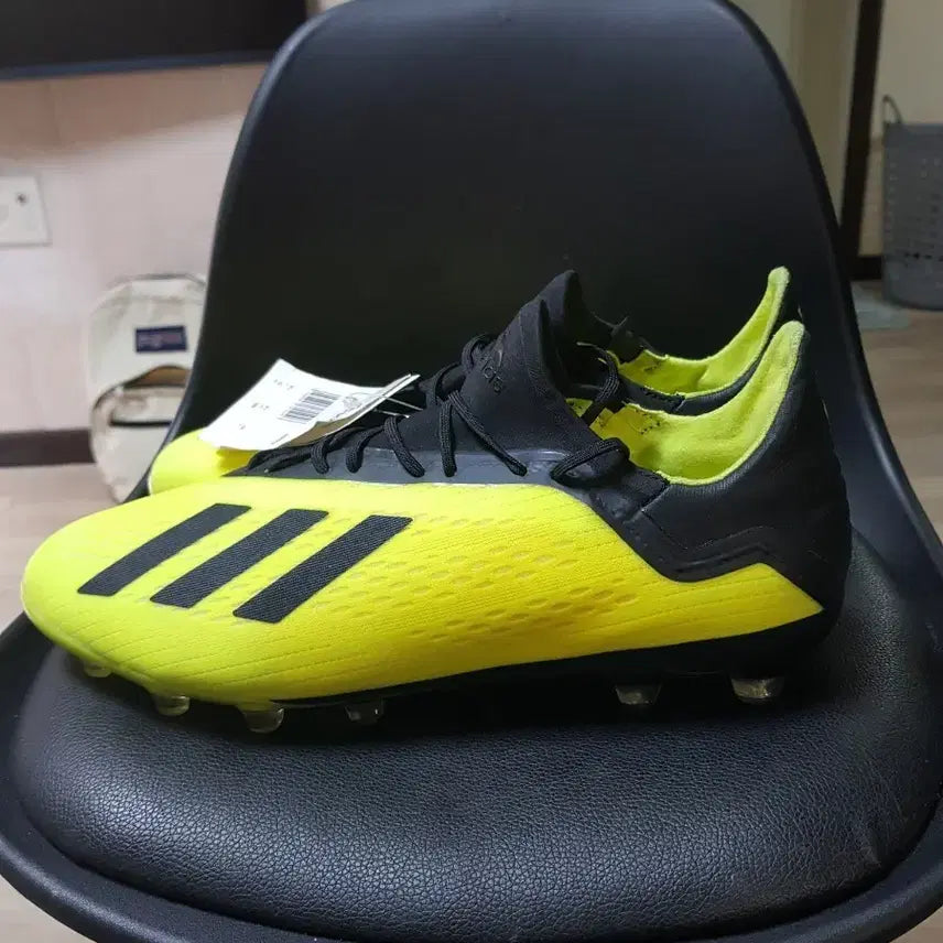 [BUNJANG] Adidas Football Boots Size 280 / 아디다스 축구화 280