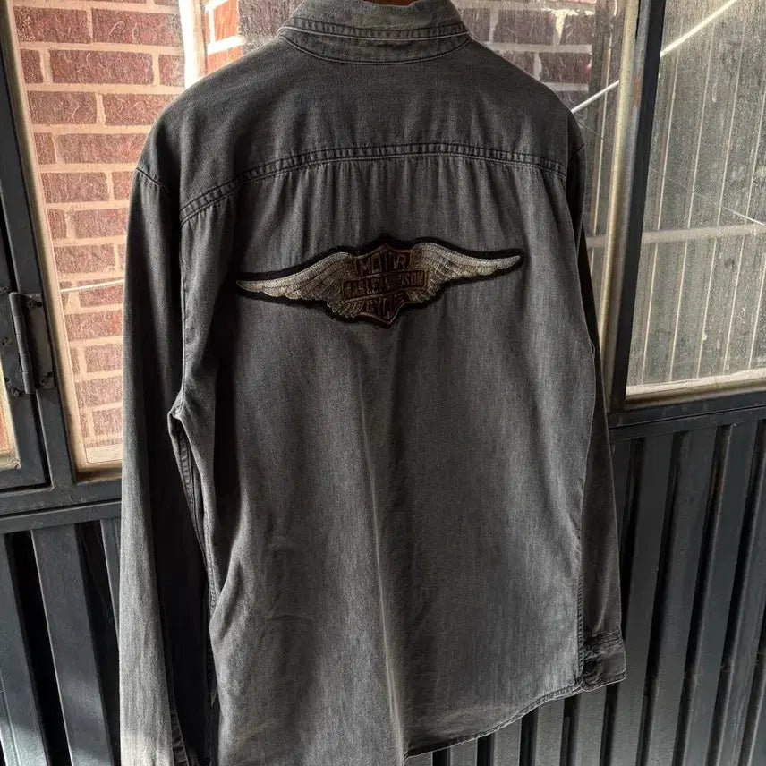 [BUNJANG] Harley Davidson Patch Denim Shirt / Harley Davidson 할리데이비슨 패치 데님셔츠