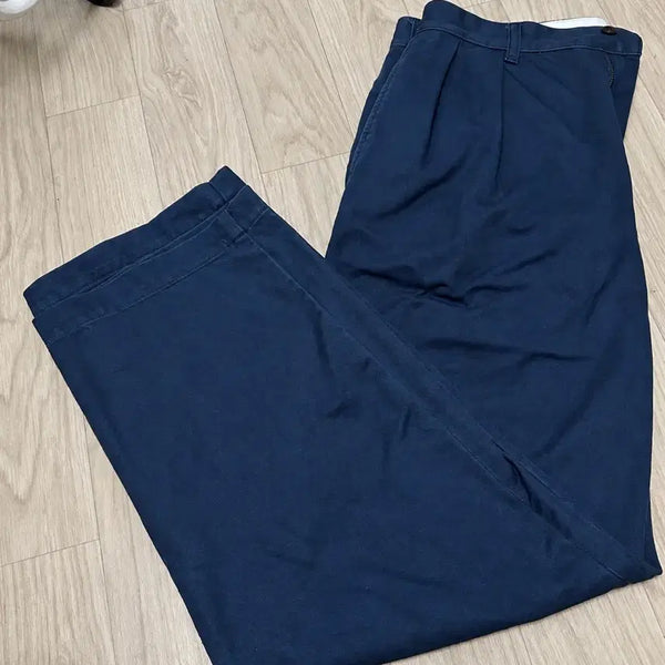 [BUNJANG] CIOTA Navy Two-Tuck Chino Pants Size 32 / CIOTA 네이비 투턱 치노 팬츠 32