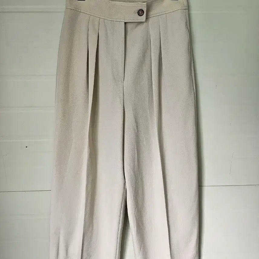 [BUNJANG] It MICHAA Wide Pintuck Crop Pants Beige / 잇미샤 와이드 핀턱 크롭 팬츠 베이지