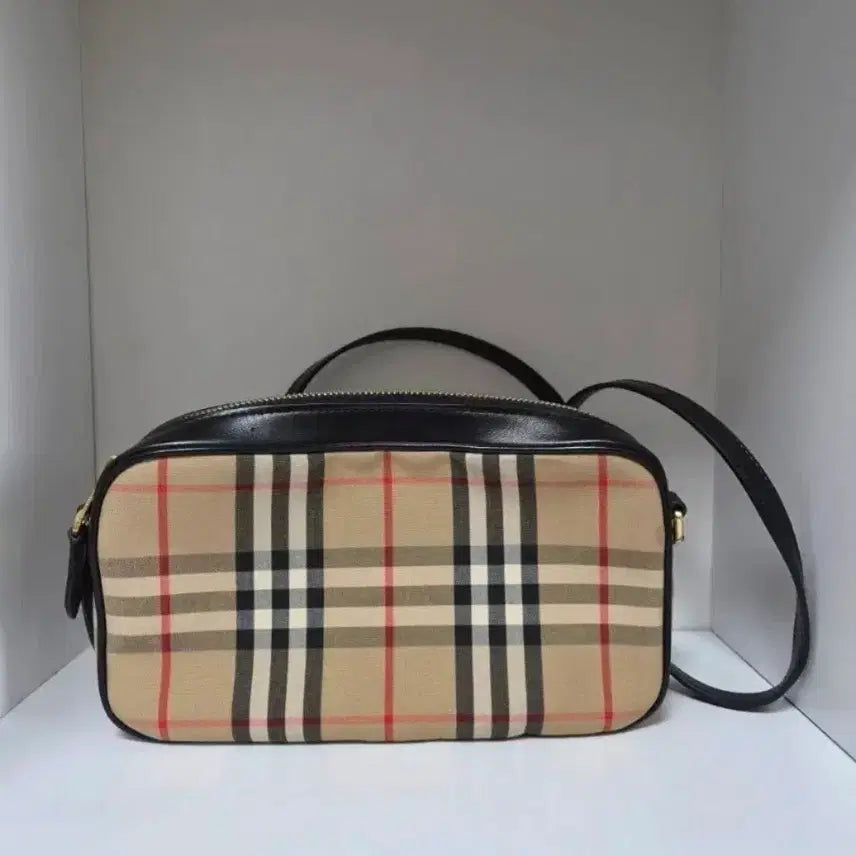 [BUNJANG] Burberry Check Crossbody Bag / 버버리 크로스백 (정품)