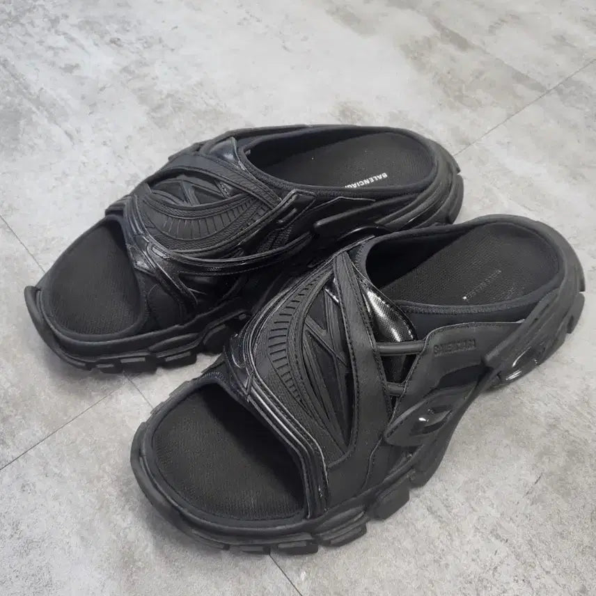 [BUNJANG] Balenciaga Track Slides Black Size 44 / 발렌시아가 트랙 슬리퍼 (44)