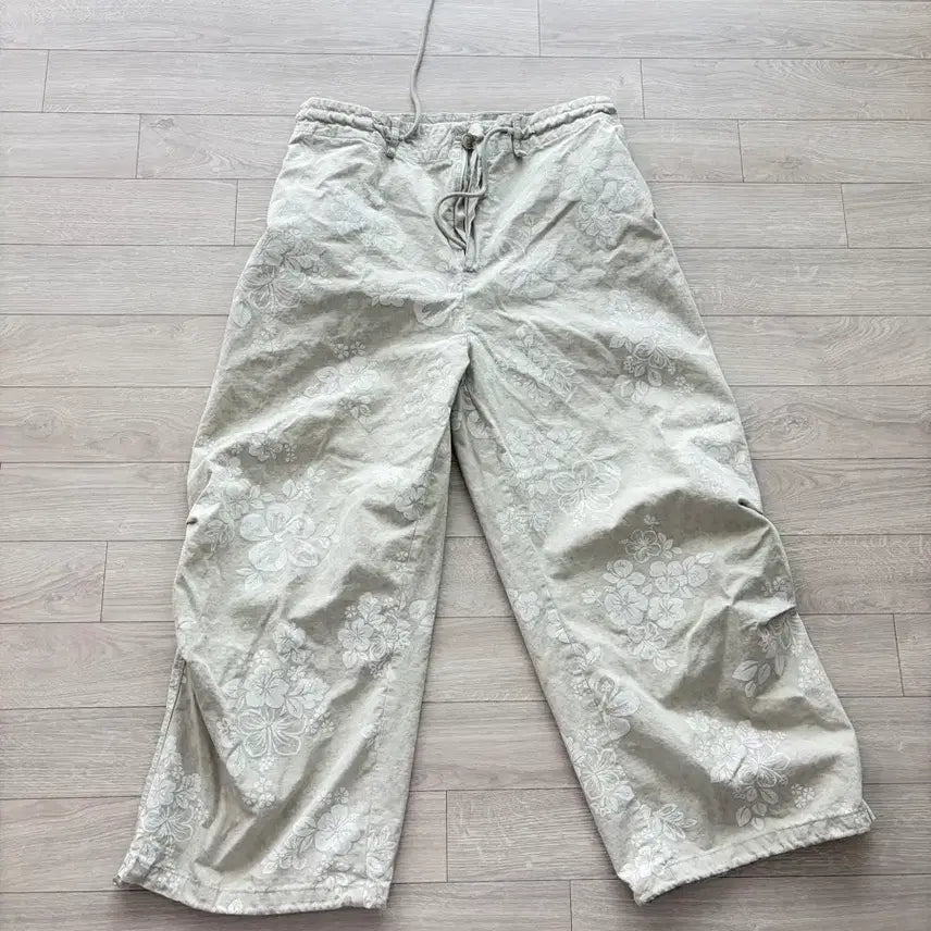 [BUNJANG] Moifair Flower Wide Pants Beige / (1회착용)모이페어 플라워 와이드 팬츠 베이지