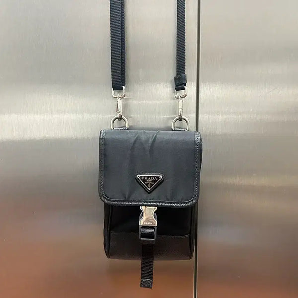 [BUNJANG] Prada Triangle Logo Phone Case Crossbody Bag / 프라다 Prada 삼각로고 폰케이스 크로스백